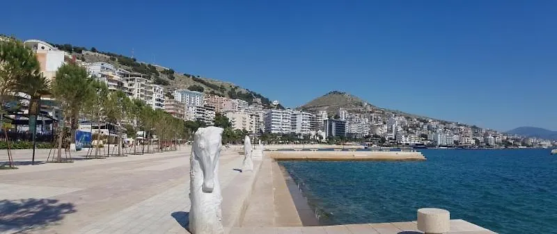 Sea View Vacation Apartment Sarandë