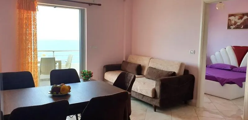 Sea View Vacation Apartment Sarandë